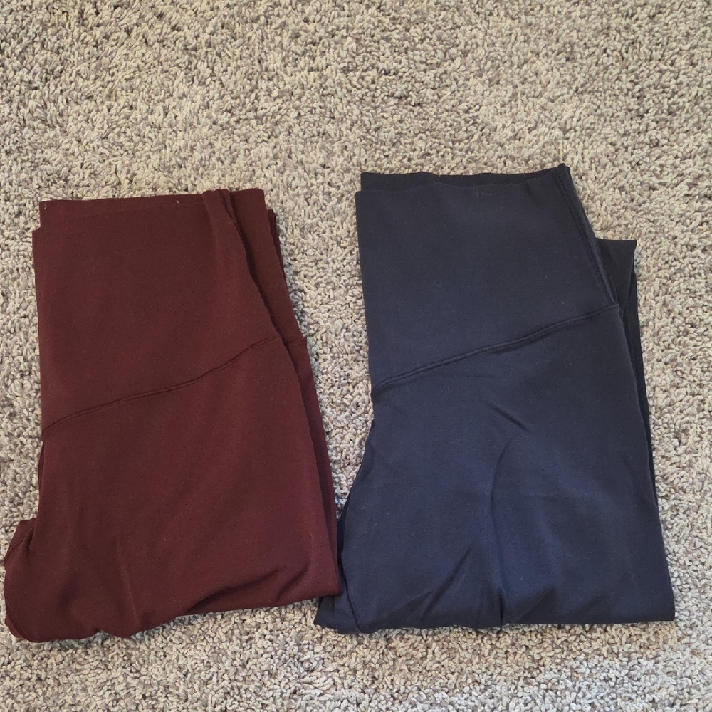 aerie Kids High-Waist Leggings in Burgundy and Black